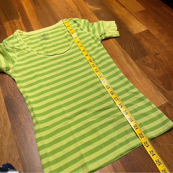 Y2K athletic striped T-shirt, size small. Cotton and Lyrcra. Scoop neck. - Picture 4 of 6